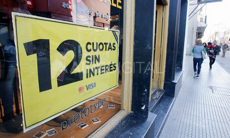 En la ciudad de Santa Fe Día del Empleado de Comercio es el 26 de septiembre pero se traslada al lunes 27 para que los trabajadores disfruten del descanso. En la ciudad de Santa Fe Día del Empleado de Comercio es el 26 de septiembre pero se traslada al lunes 27 para que los trabajadores disfruten del descanso.