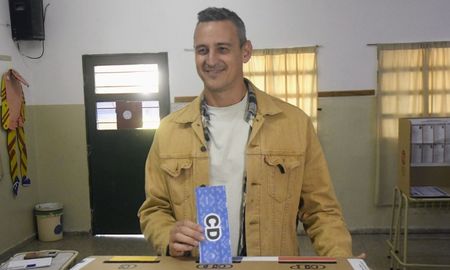 Ciro Seisas, candidato a reformador constituyente, votó en Rosario.&nbsp;