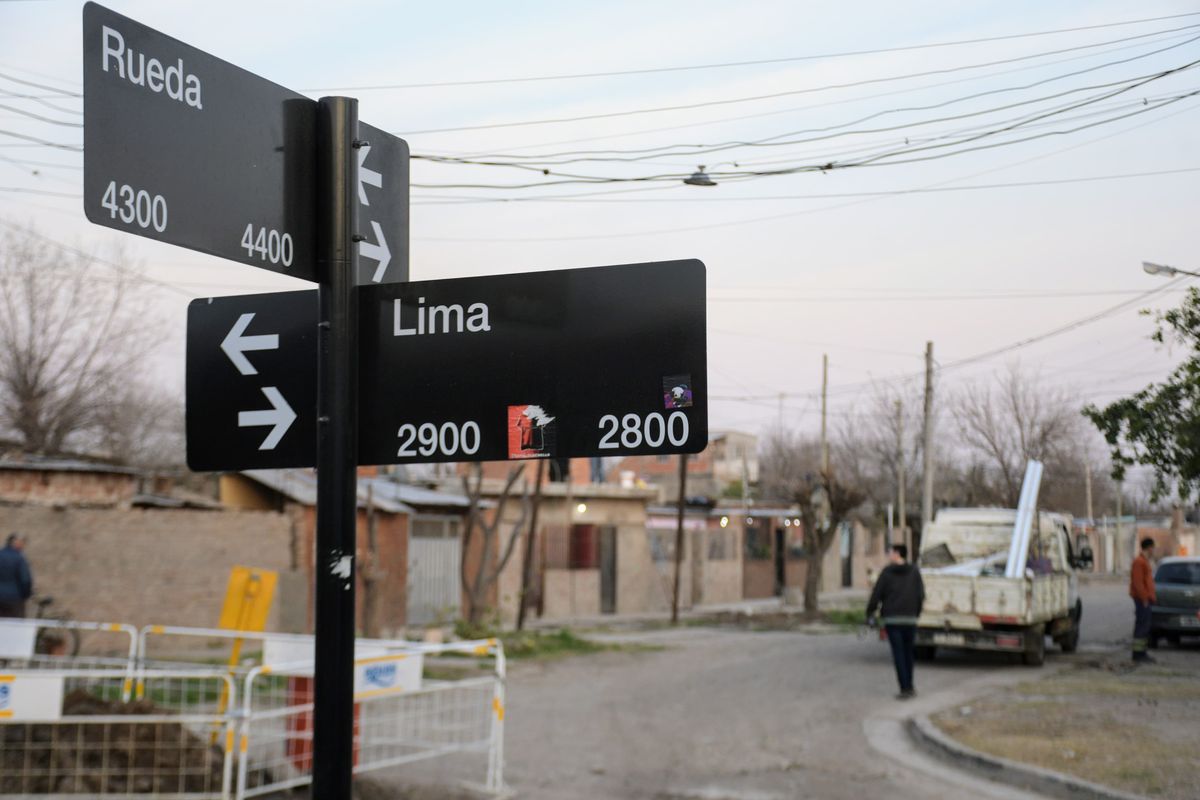 El incidente tuvo lugar anoche en la intersección de Lima y Rueda, al sudoeste de Rosario. El incidente tuvo lugar anoche en la intersección de Lima y Rueda, al sudoeste de Rosario.
