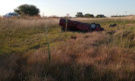 Así quedó el vehículo tras el vuelco fatal en Ruta 30.
