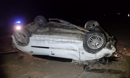 El automovilista salió despedido del vehículo y murió en el acto tras el vuelco sobre la ruta nacional 34 a pocos kilómetros de Rafaela. El automovilista salió despedido del vehículo y murió en el acto tras el vuelco sobre la ruta nacional 34 a pocos kilómetros de Rafaela.
