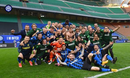 Inter, que salió campeón en la fecha pasada, tiene 85 puntos y Sampdoria suma 45. Inter, que salió campeón en la fecha pasada, tiene 85 puntos y Sampdoria suma 45.