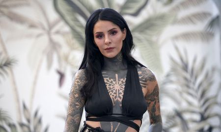 En topless y con un cigarrillo en mano, la mayor de las Tinelli encendió las redes En topless y con un cigarrillo en mano, la mayor de las Tinelli encendió las redes