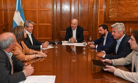 retenciones cero: la mesa de enlace exige al gobierno medidas permanentes y previsibilidad retenciones cero: la mesa de enlace exige al gobierno medidas permanentes y previsibilidad