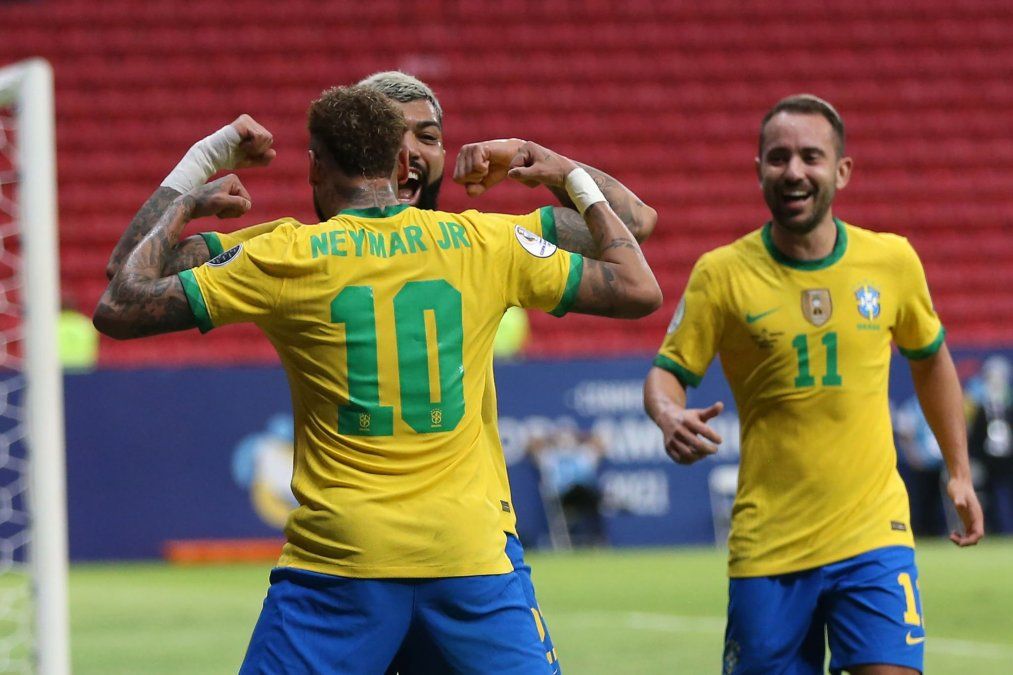 Brasil venció 3-0 a Venezuela y comenzó con todo su andar en la defensa del título de la Copa América. Marquinhos
