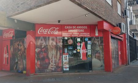 Kiosco robado en 25 de mayo y Obispo Gelabert. Kiosco robado en 25 de mayo y Obispo Gelabert.