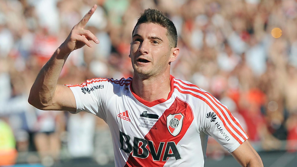 Lucas Alario explotó de bronca tras el rumor que lo vincula con Marcelo Gallardo: Mi prioridad es...