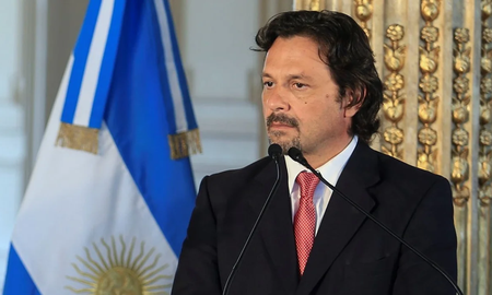 El gobernador salteño instó al Congreso, luego de la caída de un avión cargado de cocaína en Rosario de la Frontera. El gobernador salteño instó al Congreso, luego de la caída de un avión cargado de cocaína en Rosario de la Frontera.