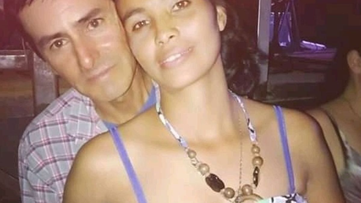 En una vivienda ubicada en calle Roca al 2800 de la ciudad de Reconquista se encontraron los cuerpos sin vida de una mujer de 38 años y de su ex pareja. Según las primeras versiones