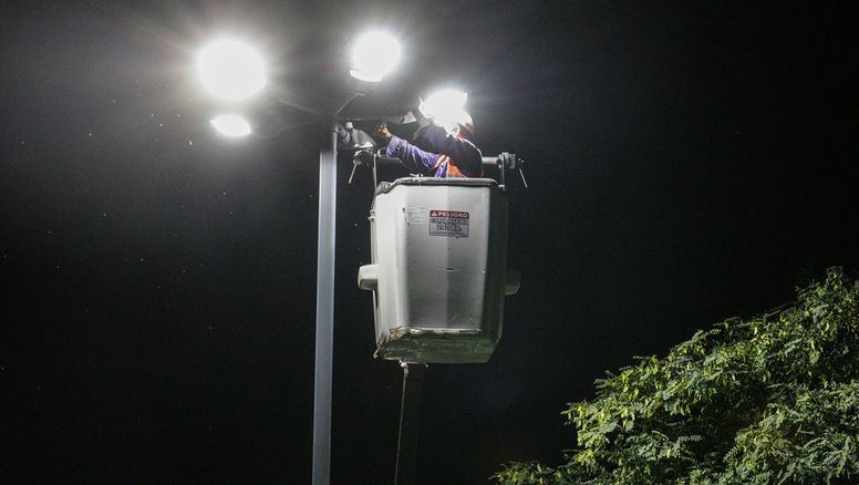 Desde julio, los problemas de iluminación en los barrios se deberán resolver en 48 horas