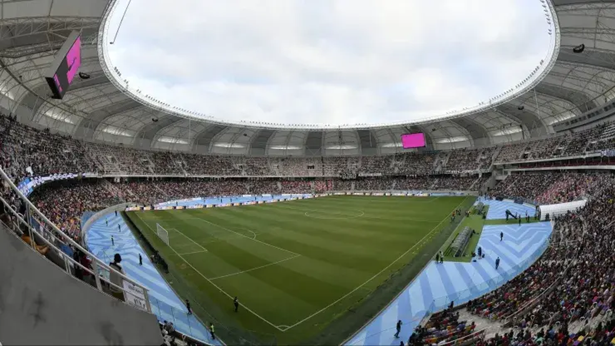 E estadio Madre de Ciudades de Santiago del Estero. E estadio Madre de Ciudades de Santiago del Estero.