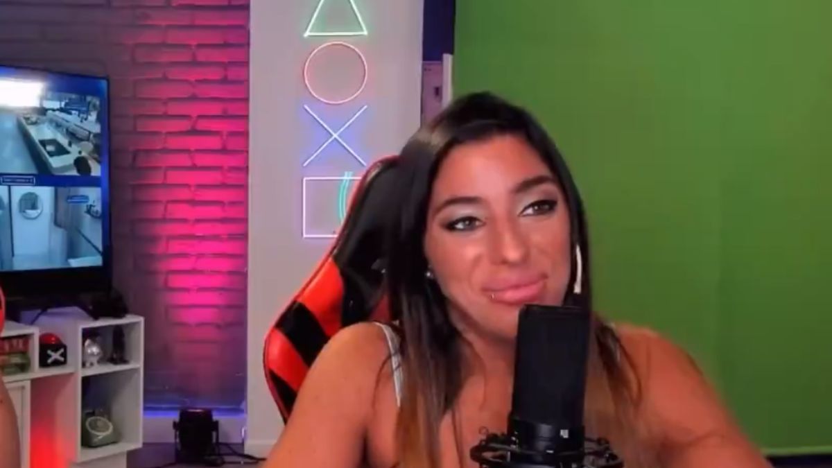 Catalina de Gran Hermano discutió con Romina Uhrig. Catalina de Gran Hermano discutió con Romina Uhrig.