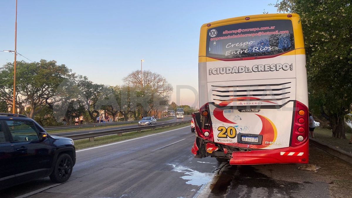 accidente-circunvalacion-colectivo-alumnos-crespo-rios-1