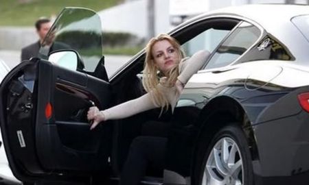 Britney Spears decidió internarse en una clínica de rehabilitación tras enfrentar problemas con la Justicia.