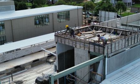 El Gobierno de la Provincia de Santa Fe lleva adelante una importante ampliación y refacción del Hospital de Villa Ocampo. El Gobierno de la Provincia de Santa Fe lleva adelante una importante ampliación y refacción del Hospital de Villa Ocampo.