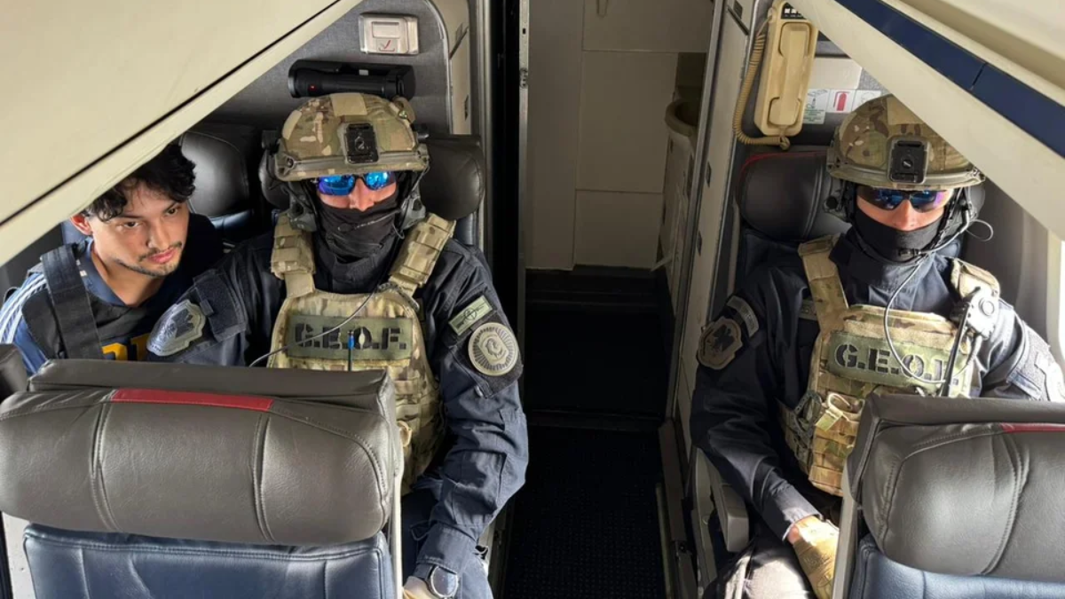 Vino en un vuelo desde Lima