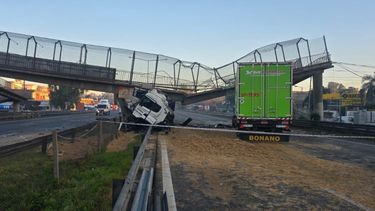 Los hinchas de River que están viajando con destino a Córdoba deberán tener en cuenta un desvío en el camino productor de un siniestro vial Los hinchas de River que están viajando con destino a Córdoba deberán tener en cuenta un desvío en el camino productor de un siniestro vial