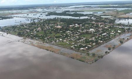 informe especial: como afectan las lluvias la crecida de los rios parana y salado informe especial: como afectan las lluvias la crecida de los rios parana y salado