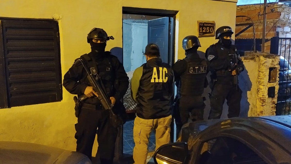 La cantidad de policías echados de la fuerza creció en el último tramo de la gestión de Miguel Lifschitz y durante lo que va del mandado de Omar Perotti.