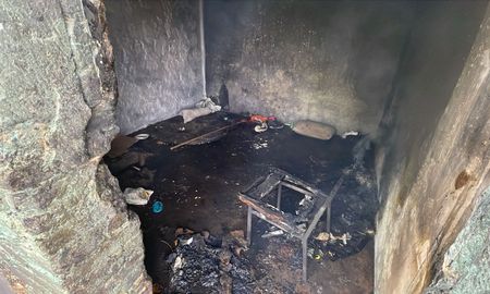 El incendio de una casilla de condiciones precarias hirió de manera considerable a un hombre que se encontraba durmiendo adentro. El incendio de una casilla de condiciones precarias hirió de manera considerable a un hombre que se encontraba durmiendo adentro.