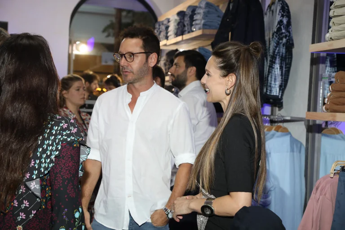 Pampita y Benjamín Vicuña se reencontraron en un evento.