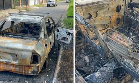 en menos de dos horas se quemaron dos autos en los barrios centenario y san roque en menos de dos horas se quemaron dos autos en los barrios centenario y san roque