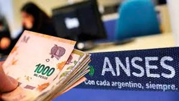 Las jubilaciones aumentan en agosto: ¿el bono de $70.000 ajusta o seguirá congelado?
