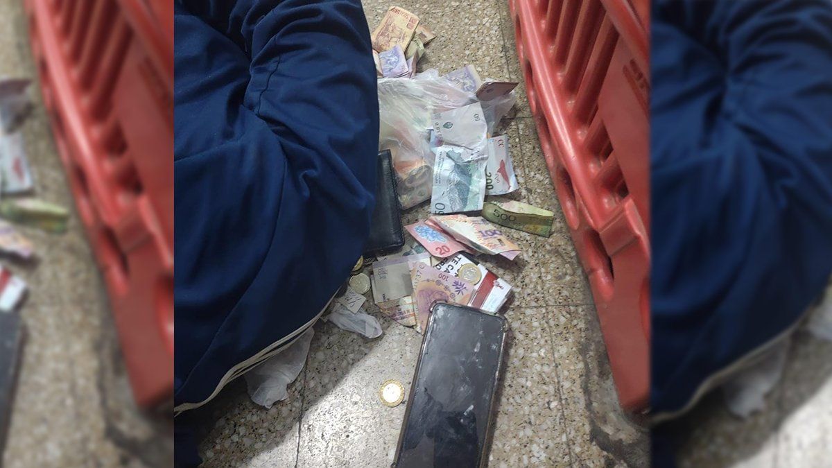 Según fuentes policiales, el implicado se estaba por llevar una suma cercana a los 50 mil pesos.