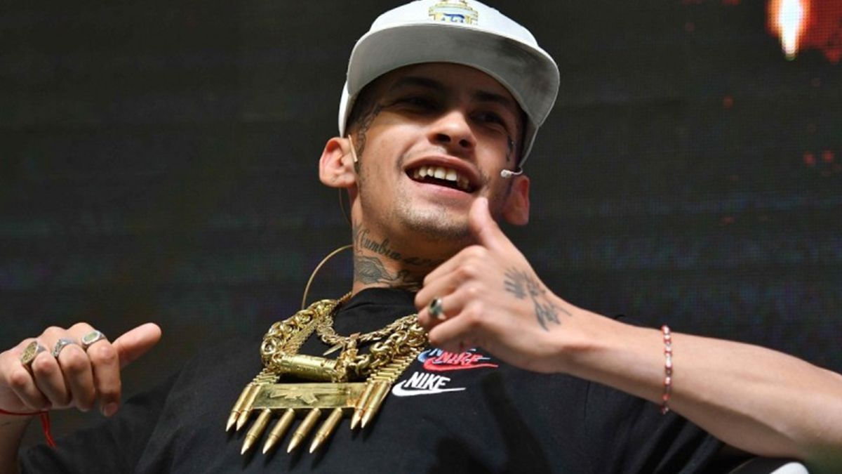 L-Gante sufrió un accidente con su auto y compartió las fotos en las redes sociales.