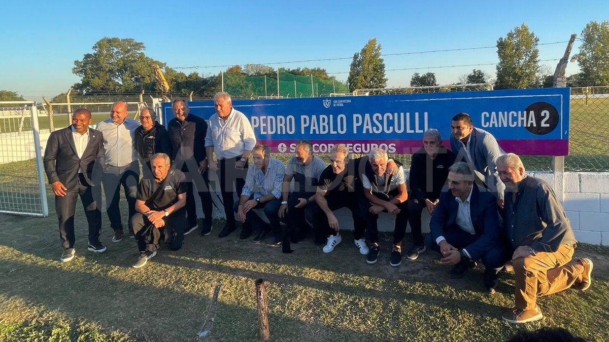 La cancha número 2 lleva el nombre de Pedro Pablo Pasculli, campeón del mundo en México '86.