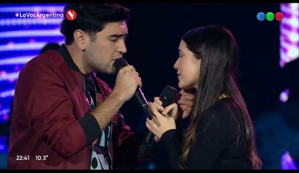 Una nueva pareja sorprendió en La Voz Argentina.&nbsp;
