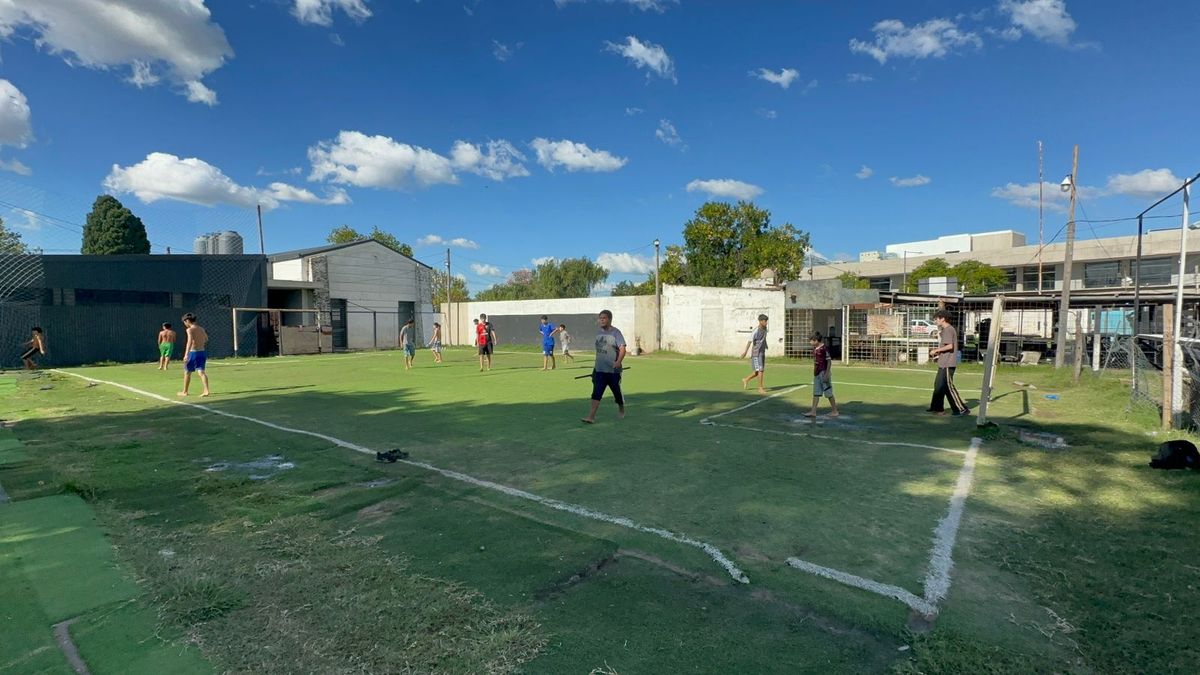 Deportivo Santa Rosa es conocido popularmente como "La Casita". Deportivo Santa Rosa es conocido popularmente como "La Casita".