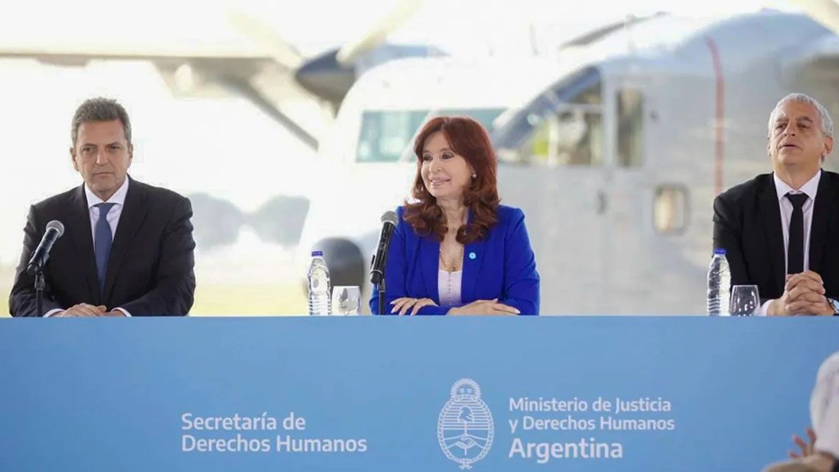 La vicepresidenta Cristina Kirchner y el ministro de Economía y precandidato presidencial