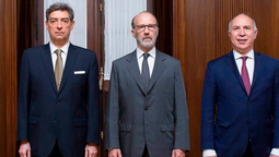 Se trata de una herramienta excepcional dentro del sistema judicial argentino, que solo puede utilizarse cuando el caso presenta una situación de “gravedad institucional”.