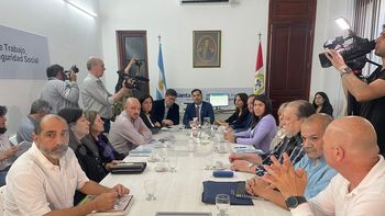 Comenzó la reunión paritaria entre los docentes y el gobierno provincial