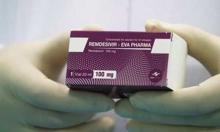 la agencia europea del medicamento aprobo el primer farmaco para tratar el coronavirus la agencia europea del medicamento aprobo el primer farmaco para tratar el coronavirus