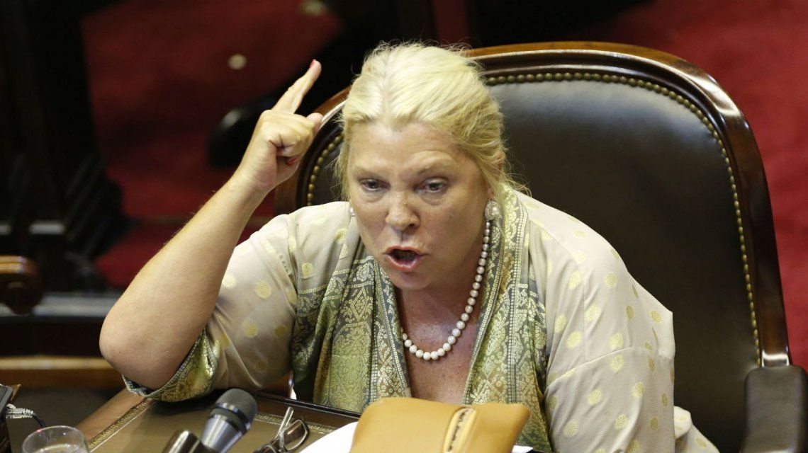 Carrió pidió perdón por comparar el cuerpo hallado en Chubut con el de Walt Disney