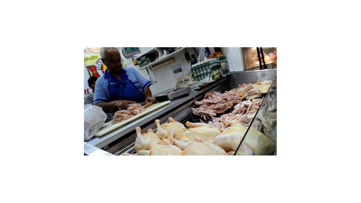 El cajón de pollo de 680 a 1000 en un mes