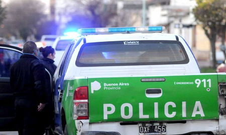 Detuvieron a 14 jóvenes en Mar del Plata, que intentaron ingresar drogas a una fiesta electrónica Detuvieron a 14 jóvenes en Mar del Plata, que intentaron ingresar drogas a una fiesta electrónica