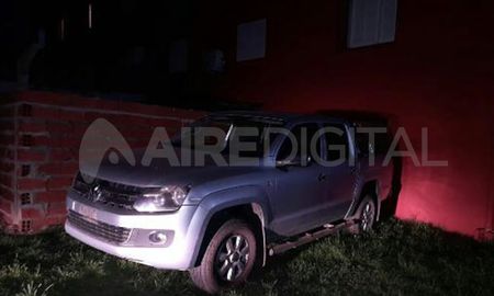 Encontraron en Las Flores II una camioneta robada el miércoles a la mañana en Necochea 3500. Encontraron en Las Flores II una camioneta robada el miércoles a la mañana en Necochea 3500.