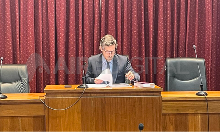 La audiencia de juicio abreviado se realizó en la sala 6 de tribunales ante el juez Sebastián Szeifert. La audiencia de juicio abreviado se realizó en la sala 6 de tribunales ante el juez Sebastián Szeifert.