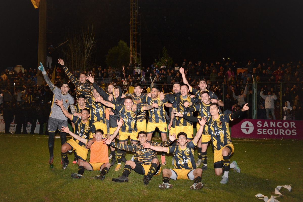 Libertad superó a Unión de Sunchales y avanzó de ronda en la Copa Santa Fe. Libertad superó a Unión de Sunchales y avanzó de ronda en la Copa Santa Fe.