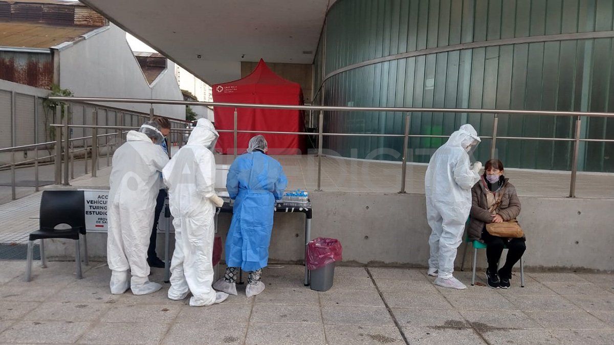 El Cemafé realiza hisopados desde las 7 de la mañana