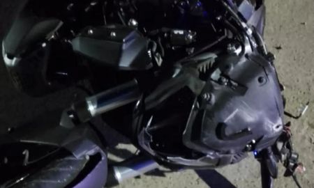 La motocicleta de la víctima fatal del accidente en Berisso. La motocicleta de la víctima fatal del accidente en Berisso.