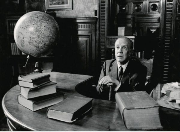 Dos obras de Jorge Luis Borges se subastaron en Argentina