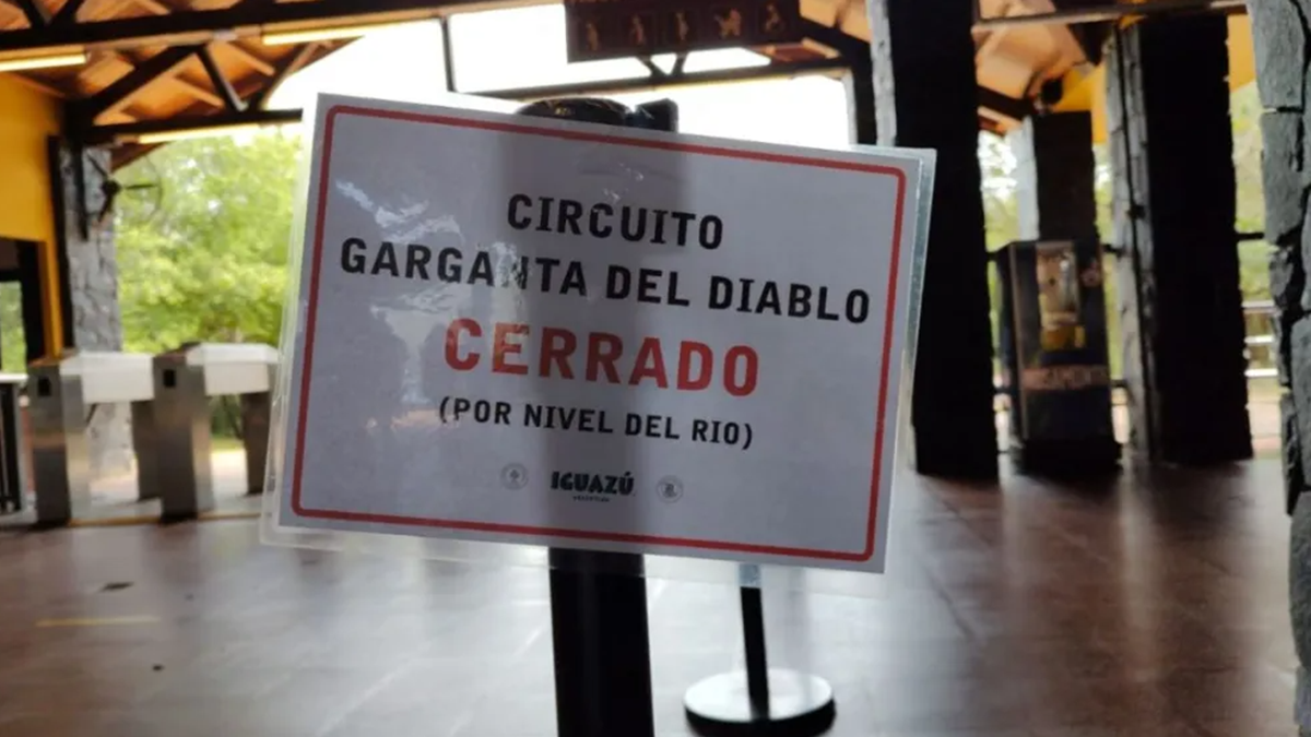 El Parque Nacional Iguazú permanecerá abierto, solo se cerrará de manera preventiva el circuito de la Garganta del Diablo. El Parque Nacional Iguazú permanecerá abierto, solo se cerrará de manera preventiva el circuito de la Garganta del Diablo.