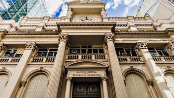 El Banco Central debió hacer una de las ventas divisas más altas desde que gobierna Milei