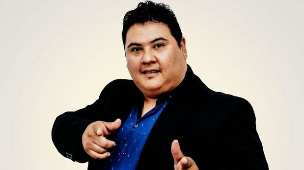 Murió Elías Morel, cantante de la banda El sabor de la cumbia, producto de un accidente de tránsito.