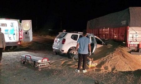 Un matrimonio y sus dos hijos perdieron la vida en un fatal accidente en Ruta Nacional 127. Un matrimonio y sus dos hijos perdieron la vida en un fatal accidente en Ruta Nacional 127.