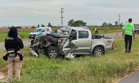 Un fuerte siniestro vial se registró este martes por la tarde en Rafaela. Un fuerte siniestro vial se registró este martes por la tarde en Rafaela.